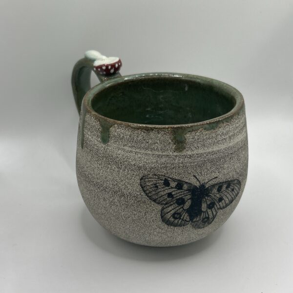 Mushroom handle mug